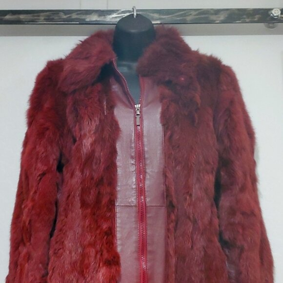 VTG VINTAGE REAL FUR WITH LEATHER TRIM FULL LENGTH COAT FOR THE GOAT - Picture 2 of 16
